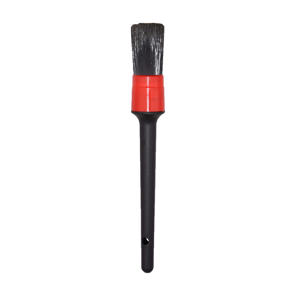 Martin Cox Black / Red Sash Detailing Brushes size 18