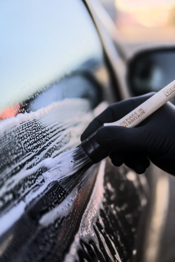 ValetPRO Large Wooden Handle Sash Brush (Chemical Resistant)