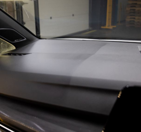 MEGUIARS ULTIMATE INTERIOR SHINE PROTECTANT