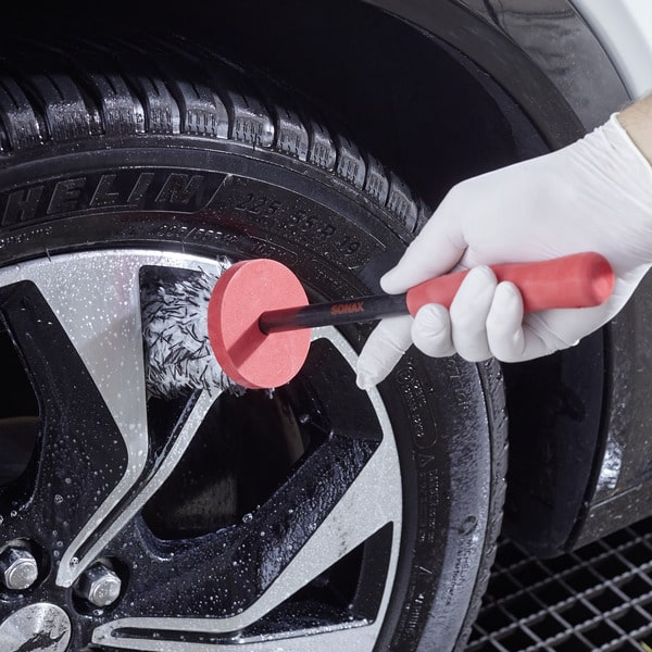 SONAX Microfibre Wheel Brush